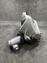 7843291 2013 BMW F10 M5 Left Driver Side Intake Air Cleaner Box OEM 7843291