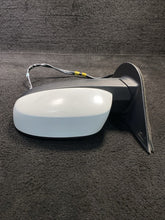 15882674 2007-2008 GMC Yukon Denali Left Driver Door Side View Mirror White OEM 15882674