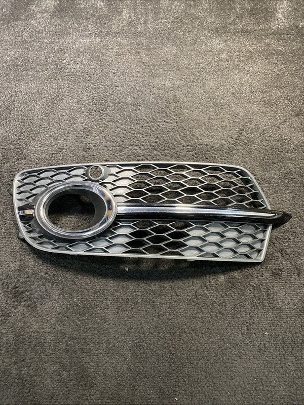 8R0807681S 2013-2017 Audi Q5 Left Driver Bumper Grille W/ Sensor Hole OEM 8R0807681S