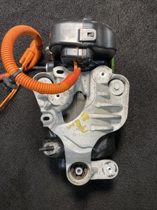 108819800L 17-20 Tesla Model 3 Electric Air Conditioning AC Compressor Pump OEM 108819800L