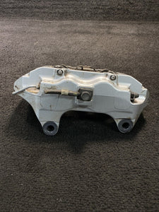 20.7981.04 2003-2005 Jaguar XJR Front Brake Caliper Pair Set Brembo OEM 20.7981.04