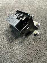 2017 Maserati Levante Air Suspension Valve Solenoid Block OEM