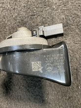 2018 Mercedes E63s AMG Signal Horns W/ Bracket OEM