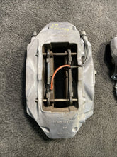 2014 Volkswagen Touareg Front Left & Right Brake Calipers OEM