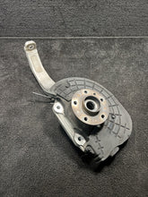 06700320530 2017 Maserati Levante Front Left Spindle Knuckle Wheel Hub OEM 06700320530