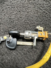 2016 Hyundai Accent Ignition Switch Cylinder Door Key Lock Assembly OEM