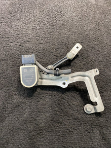A0009053704 18-20 Mercedes E63 AMG-S Rear Suspension Headlight Height Sensor OEM A0009053704
