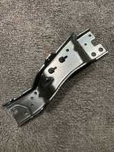 8737260 2023 BMW X1 Front Right Bumper Cover Brace Bracket OEM 8737260