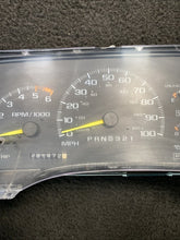 16207705 95-99 Chevrolet Suburban Instrument Gauge Cluster Speedometer 291k OEM 16207705