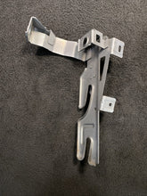 A2135005500 2018 Mercedes E63s AMG Left Side Radiator Support Bracket OEM A2135005500