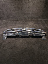 10627110 2006-2008 BMW 750i 760i Front Upper Kidney Grill Grille Assembly OEM 10627110