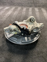 A1724230220 12-20 Mercedes SLK250 Rear Right Spindle Knuckle Wheel Hub OEM A1724230220