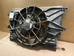 25304F3300 17-20 Hyundai Elantra 1.4L Turbo Radiator Cooling Fan Assembly