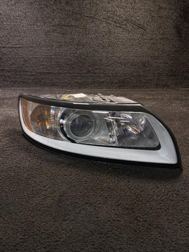 31265707 2008-2011 Volvo S40 Right Passenger Side Head Light Lamp Halogen OEM 31265707