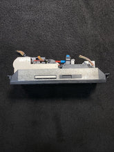 65811384121 1989-1995 BMW E34 525i Front HVAC Climate Control W/ Radio Bezel OEM 65811384121