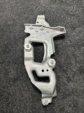 A1770902641 2014-2020 Mercedes Benz Pressure Solenoid Valve Bracket OEM A1770902641