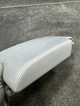 2018 Land Rover Discovery Center Console Armrest Lid Cover OEM