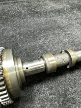 8W93-6A272-AB 2010-2013 Range Rover 5.0 Supercharged Engine Camshaft OEM 8W93-6A272-AB