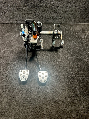 2017 Subaru STI Clutch & Brake Pedal Assembly OEM