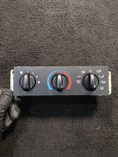 F57H-19C733-AB 95-01 Mercury Mountaineer Temperature Climate Control Switch OEM F57H-19C733-AB