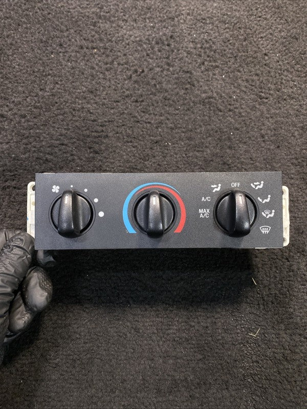 F57H-19C733-AB 95-01 Mercury Mountaineer Temperature Climate Control Switch OEM F57H-19C733-AB
