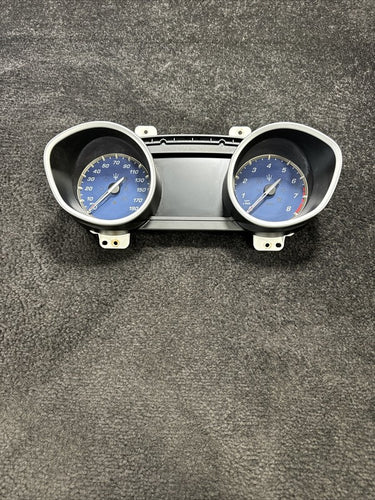 670100152 2017 Maserati Ghibli Speedometer Cluster Gauge 14k OEM 670100152