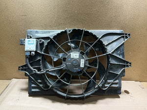 25304F3300 17-20 Hyundai Elantra 1.4L Turbo Radiator Cooling Fan Assembly
