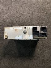 F8AF-19B132-AA 1998-2000 Lincoln Town Car Ford AM FM Cassette Radio Stereo OEM F8AF-19B132-AA