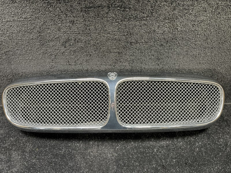 2W9342301A 2005 Jaguar Vandenplas Front Upper Grille Assembly OEM Chrome 2W9342301A