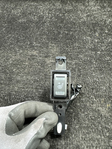 2016 Infiniti QX80 Rear Right Heated Seat Control Switch OEM