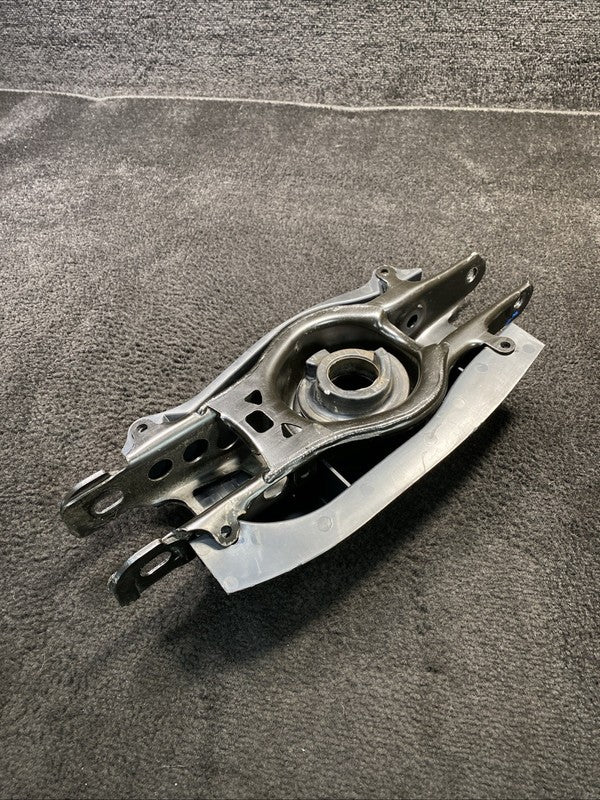 34522113 2020- 2025 Cadillac CT5-V Rear Left Lower Control Arm W/ Shield OEM 3452211