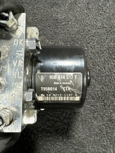 95B614517T 2020 Porsche Macan GTS Anti Lock And Brake Pump OEM 95B614517T