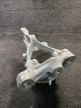 84169867 2022-2025 Cadillac CT5-V Front Right Passenger Spindle Knuckle Hub OEM 84169867