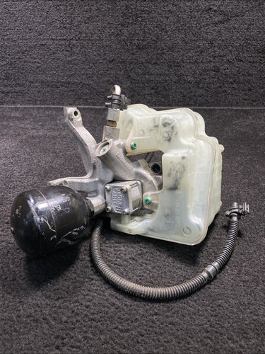 086301247C 2013 Lamborghini Gallardo 10k Shifter Accumulator Oil Pump OEM 086301247C