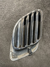 986504561 2001 Porsche Boxster Rear Left Quarter Panel Air Duct OEM 986504561