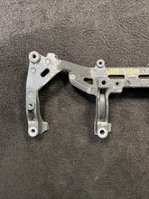 2118432 2019 Kenworth T880 MX-13 Paccar Fuel Rail Bracket OEM 2118432