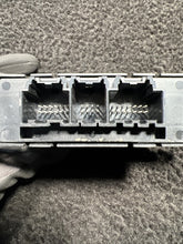 0263004599 2014 Maserati Quattroporte Parking Assist Control Module OEM 0263004599