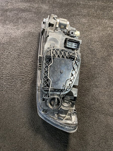 31265707 2008-2011 Volvo S40 Right Passenger Side Head Light Lamp Halogen OEM 31265707