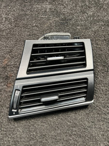 2013 BMW X5 Front Right Dash Air Vent Grille OEM