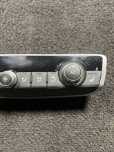 8V0820043D 2016 Audi A3 Ac Heater Climate Control Unit OEM 8V0820043D
