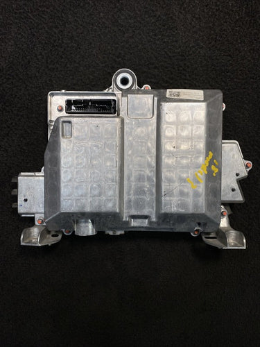 1118182-72-H 17-20 Tesla Model 3 Front Suspension Electrical Control Module OEM 1118182-72-H