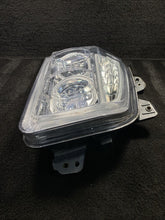 2019 Kenworth Construction T880 Right Side LED Headlight Lamp OEM
