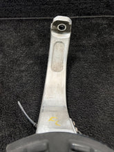 06700320530 2017 Maserati Levante Front Left Spindle Knuckle Wheel Hub OEM 06700320530