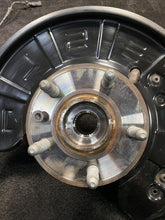 4990718 2016-2020 Tesla Model X Front Right Passenger Spindle Knuckle Hub OEM 1027316-00