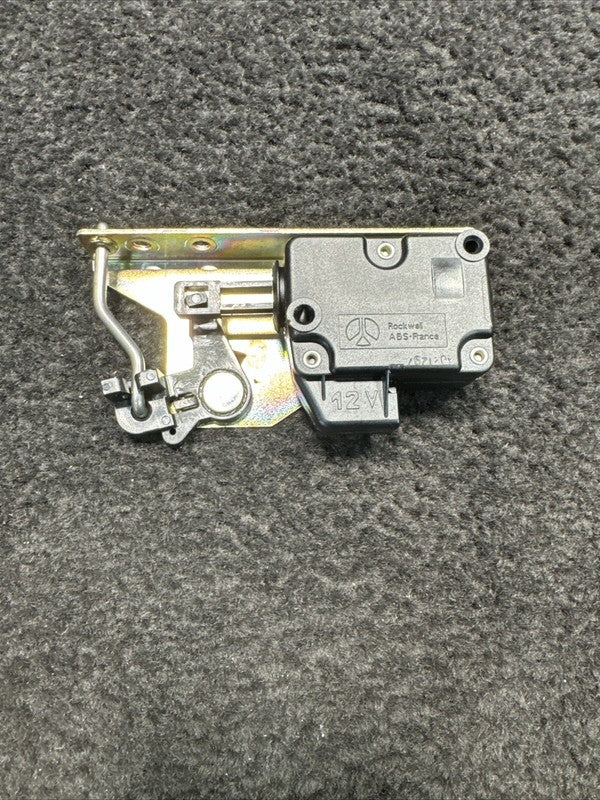 1998 Jaguar XJR Gas Cap Lock Latch Actuator OEM
