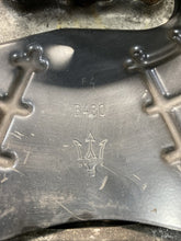 2015 Maserati Ghibli Front Left Spindle Knuckle Wheel Hub OEM 18k