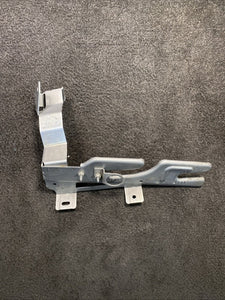 A2135005500 2018 Mercedes E63s AMG Left Side Radiator Support Bracket OEM A2135005500