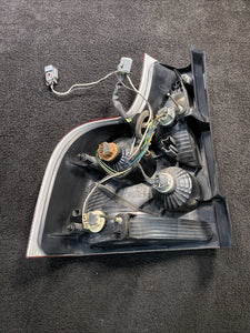 2003-2006 Volvo XC90 Right Passenger Tail Light Lamp OEM