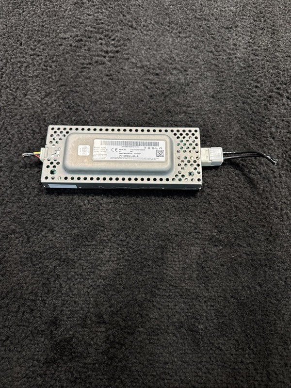 152797400D 2025 Tesla Model Y Radio Sound Tuner Control Module OEM 152797400D