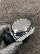 25810ZQ10A 2008-2010 Infiniti QX56 Dash Analog Clock OEM 25810ZQ10A